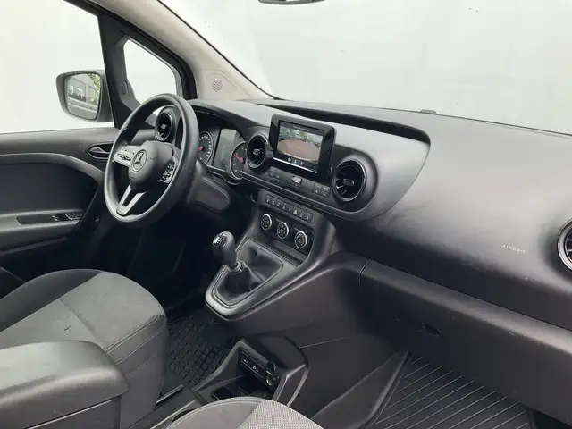 Mercedes-Benz Citan view 3