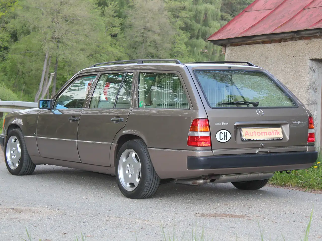 Mercedes-Benz 300 TE-24V, foto 9