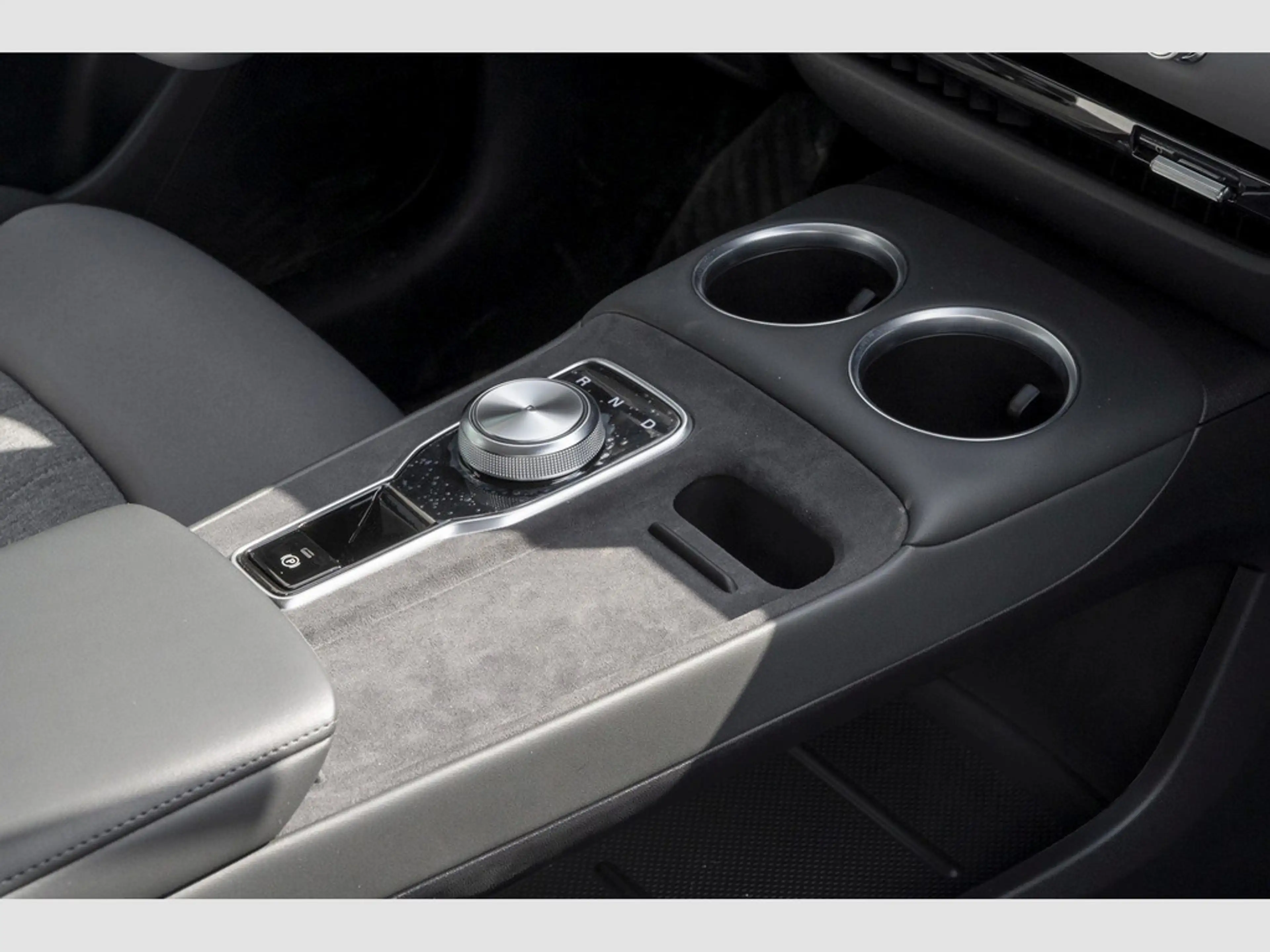MG S5 EV Comfort Navi,Apple Carplay,SHZ,LED — photo 9