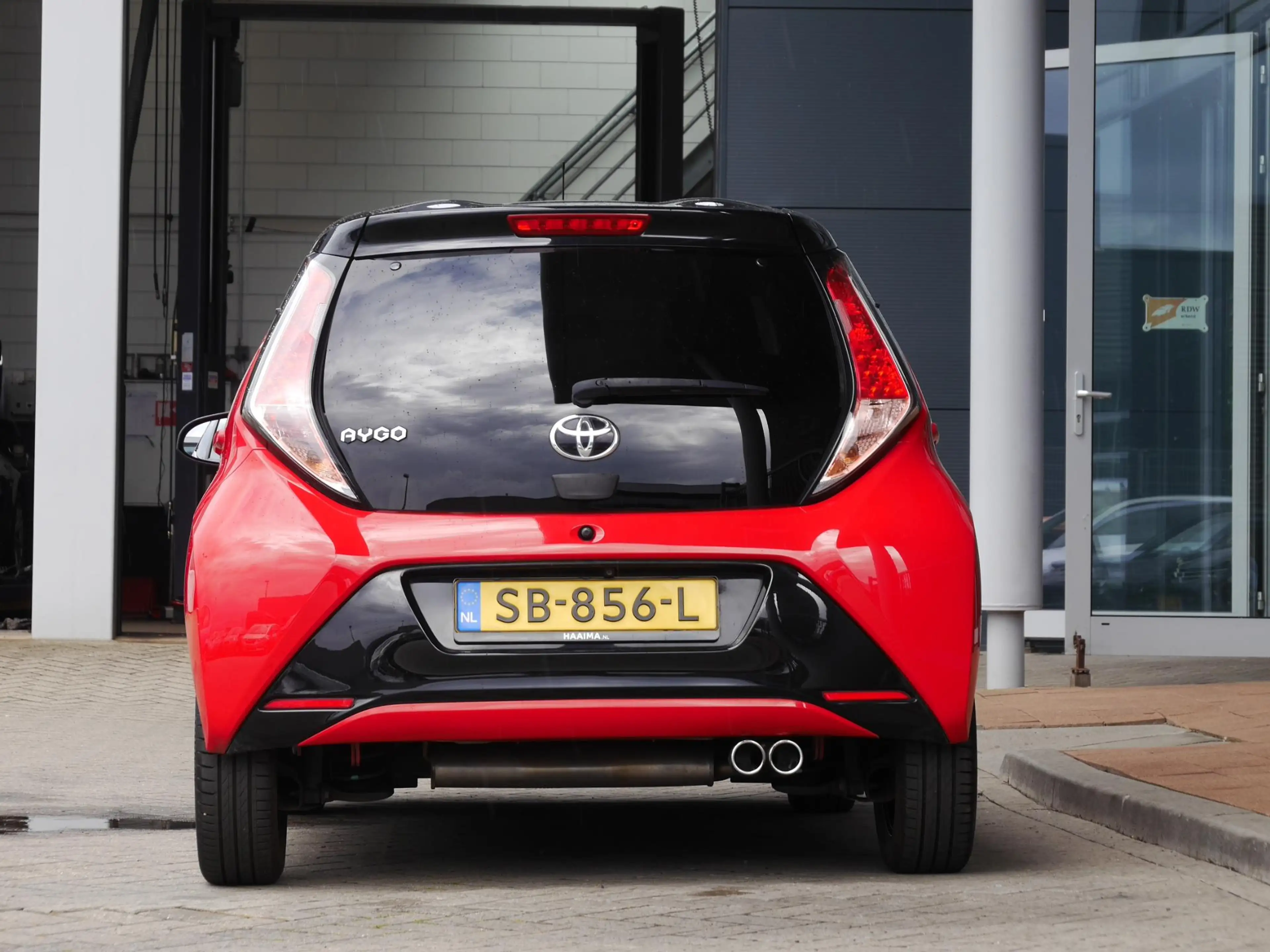 Toyota Aygo 1.0 VVT-i x-cite | Achteruitrijcamera | Airco | 5 — photo 3