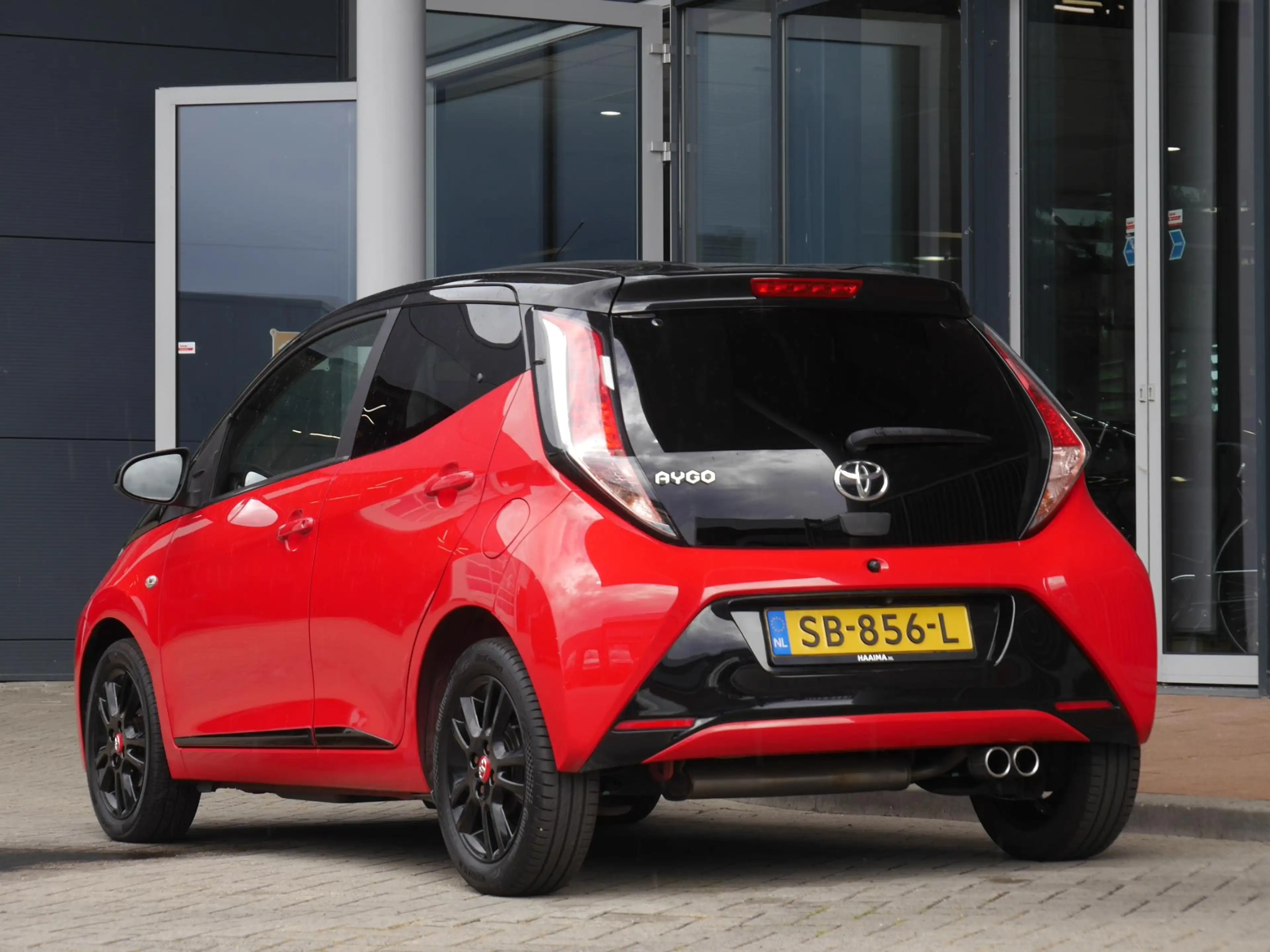 Toyota Aygo 1.0 VVT-i x-cite | Achteruitrijcamera | Airco | 5 — photo 6