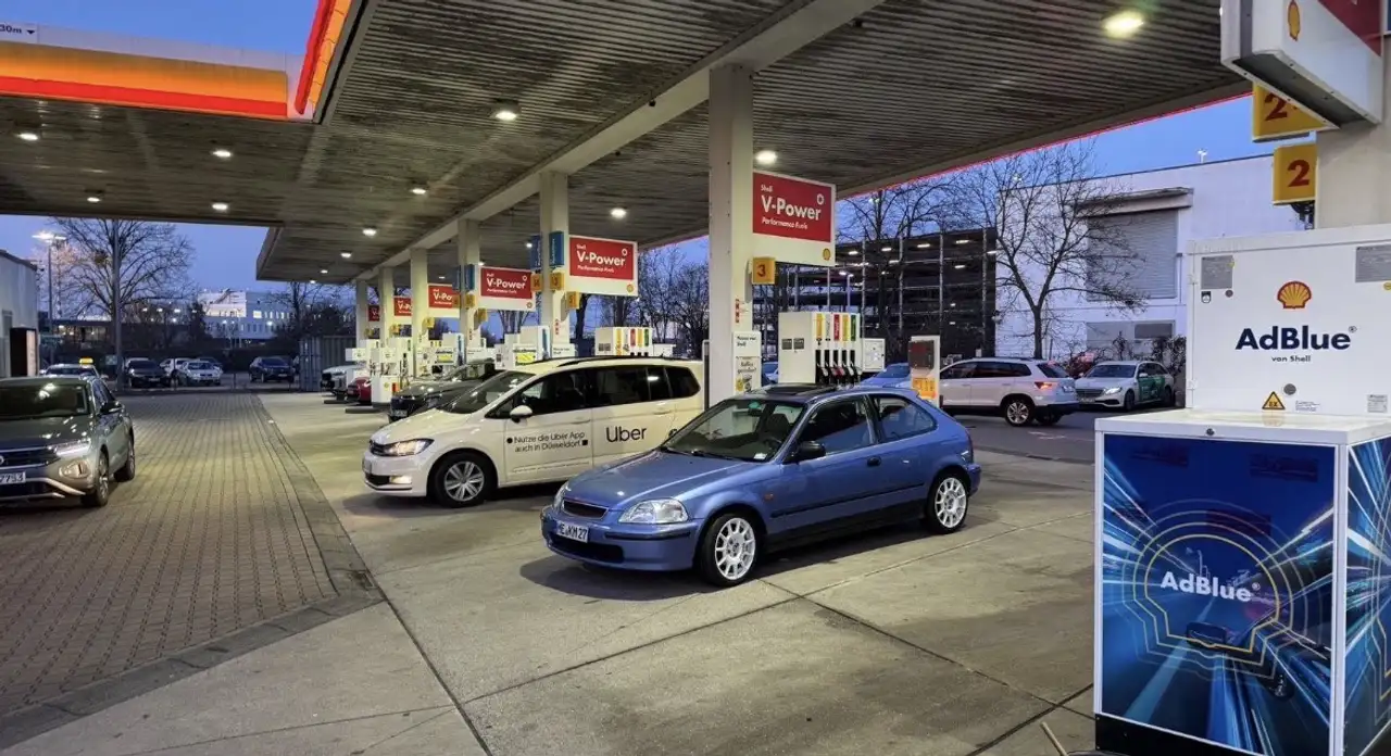 Honda Civic 1.4i, foto 3