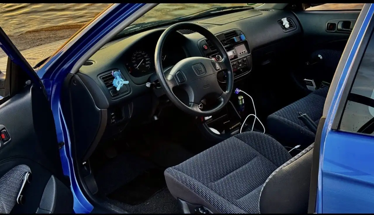 Honda Civic 1.4i, foto 7