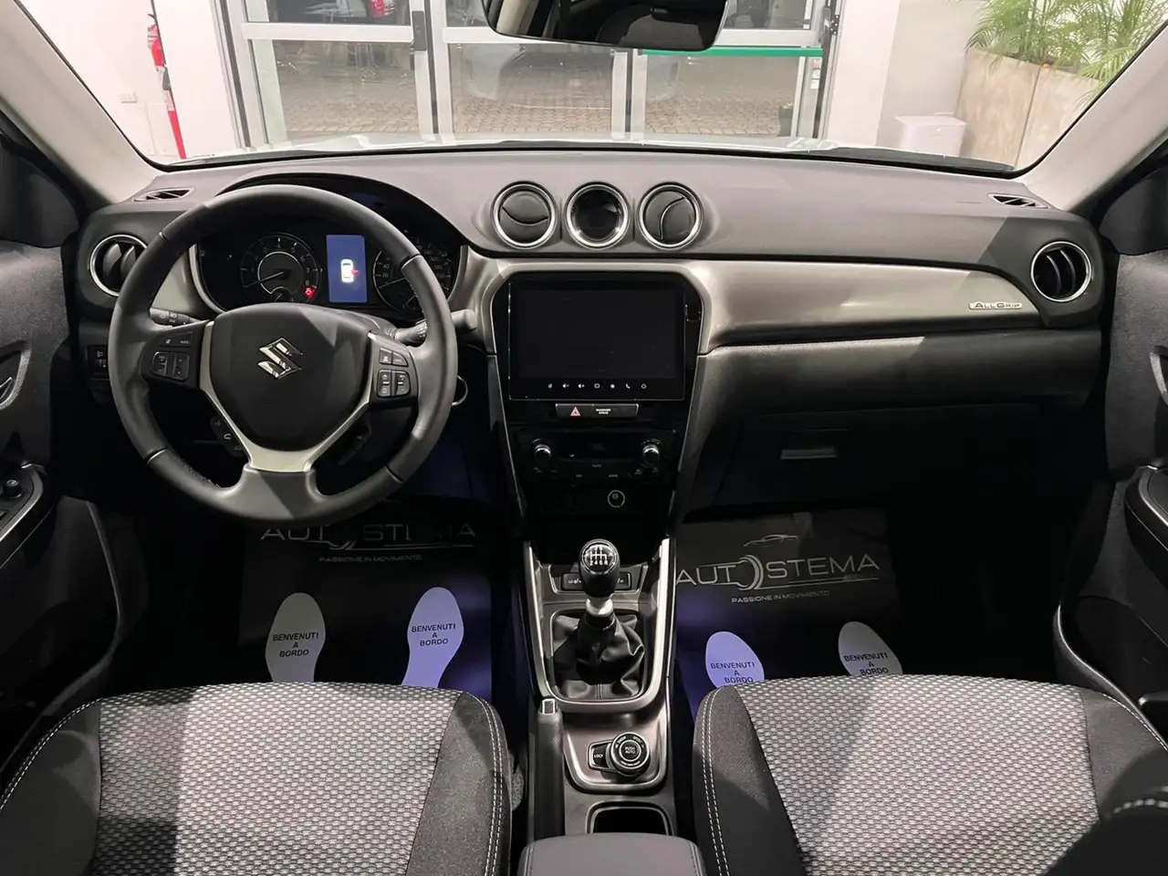 Suzuki Vitara 1.4 Hybrid 4WD AllGrip Cool - VARI COLORI! 10