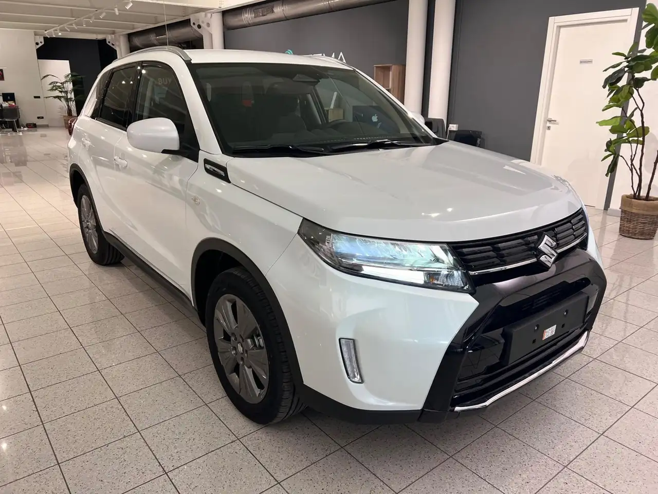 Suzuki Vitara 1.4 Hybrid 4WD AllGrip Cool - VARI COLORI! 3