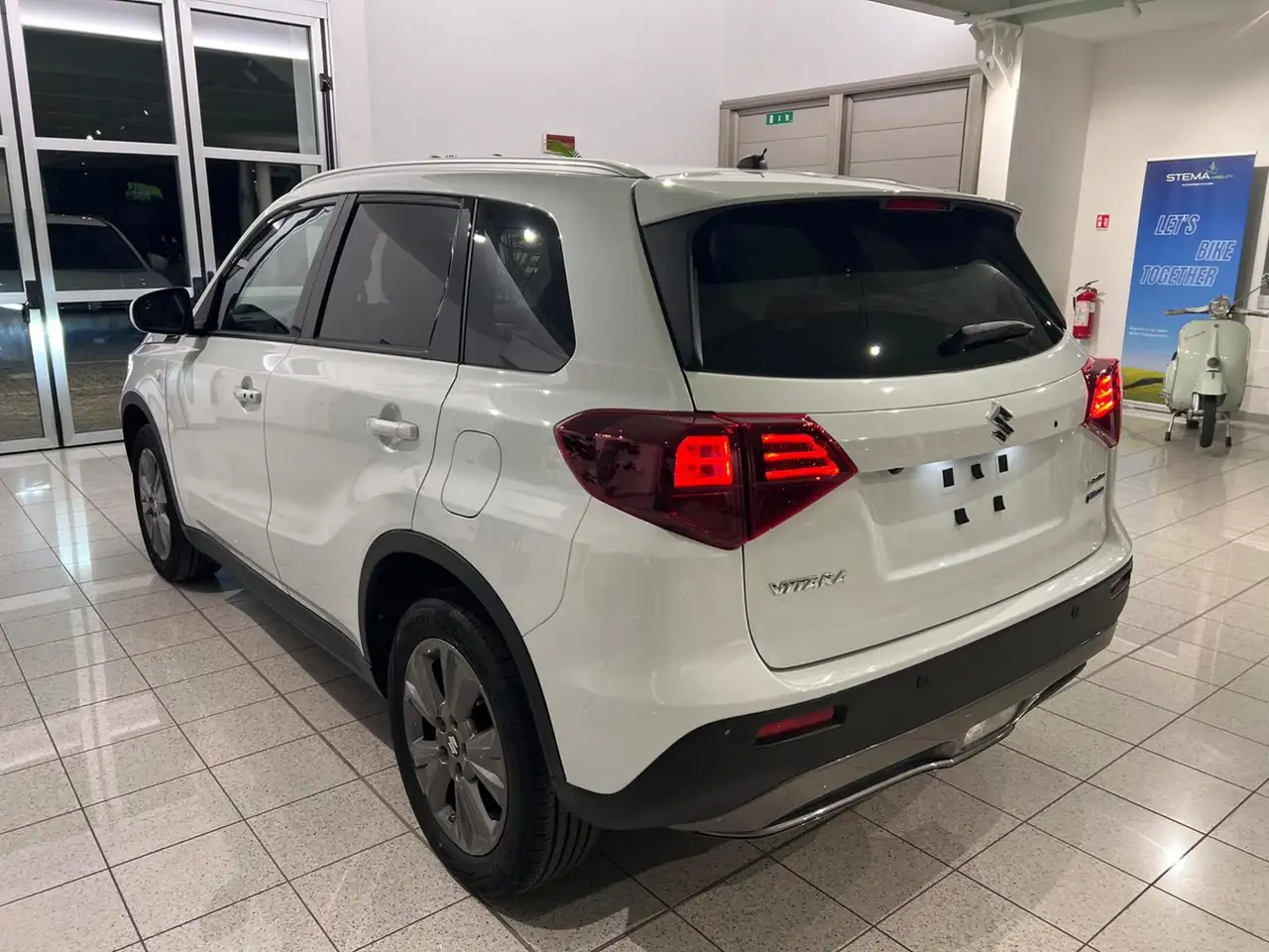Suzuki Vitara 1.4 Hybrid 4WD AllGrip Cool - VARI COLORI! 6