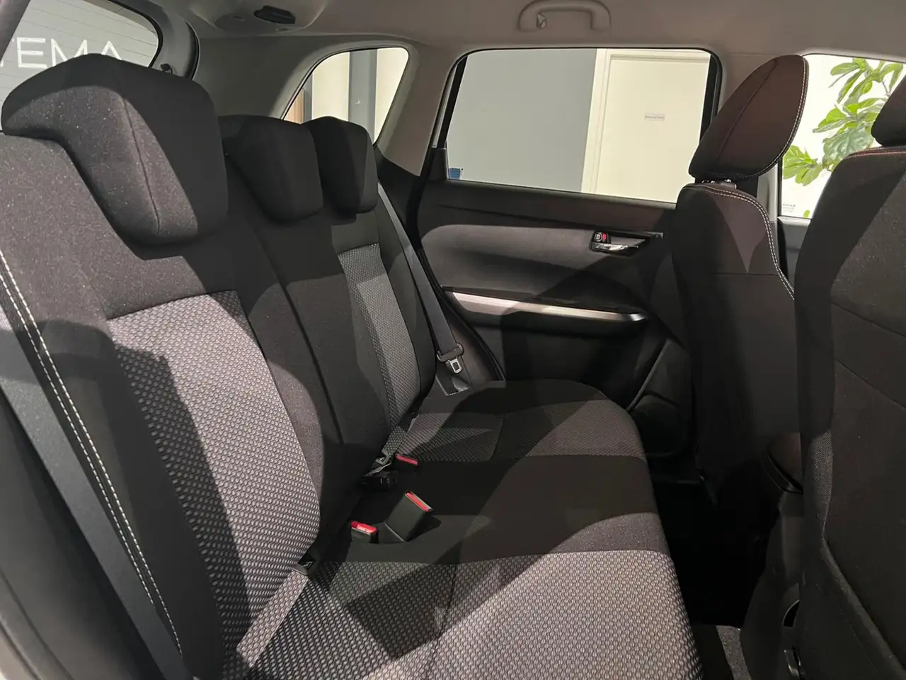 Suzuki Vitara 1.4 Hybrid 4WD AllGrip Cool - VARI COLORI! 13
