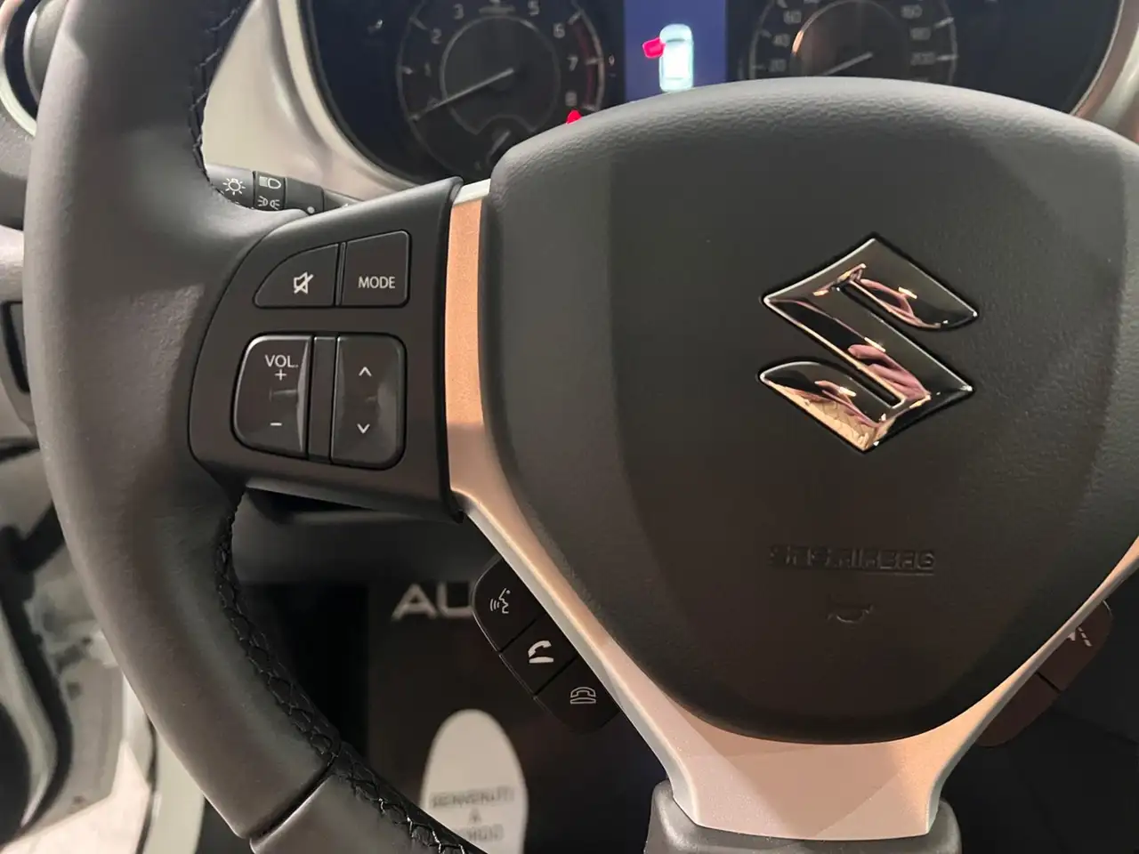 Suzuki Vitara 1.4 Hybrid 4WD AllGrip Cool - VARI COLORI! 15