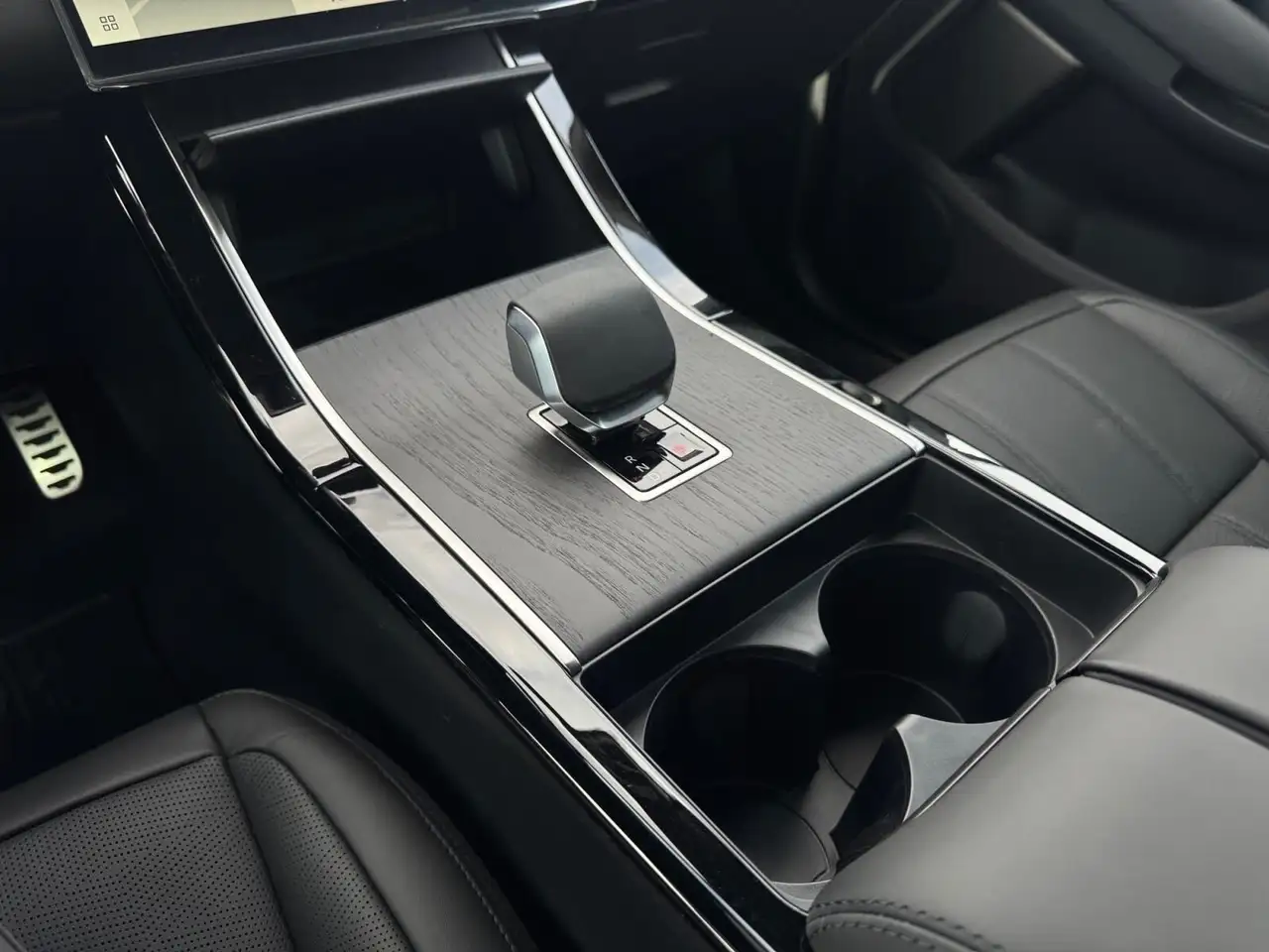 Land Rover Range Rover Evoque снимка Land Rover Range Rover Evoque