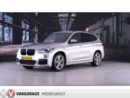 BMW X1 sDrive18i High Exe/M-Pakket/Stoelv/Trekhaak/Navi