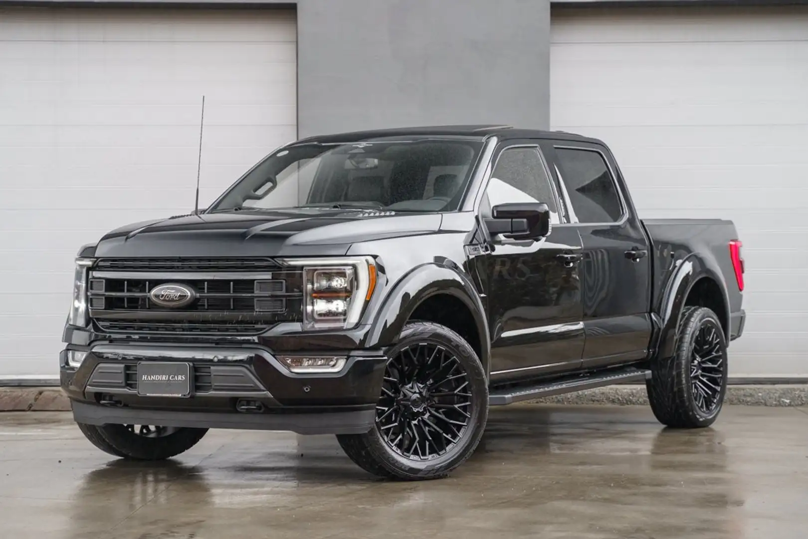 Ford F 150 Lariat 502A Sport Black WIDEBODY STRIKE € 69800 Černá - 1