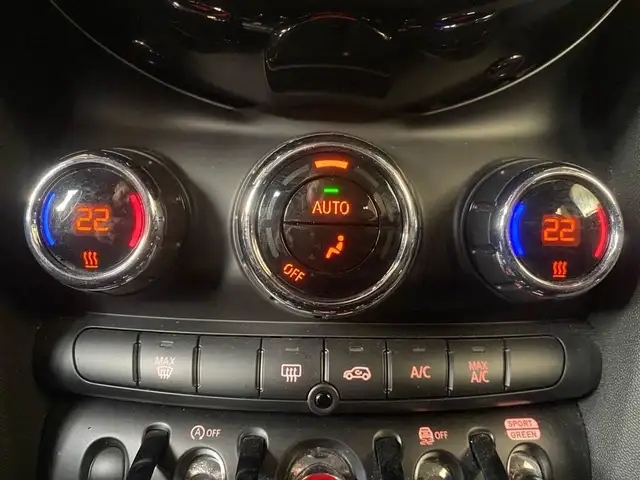 Mini Cooper Cooper view 11