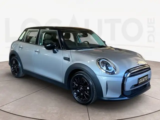 Mini Cooper Cooper view 3