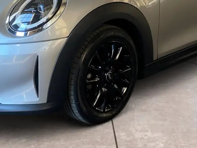 Mini Cooper Cooper view 15
