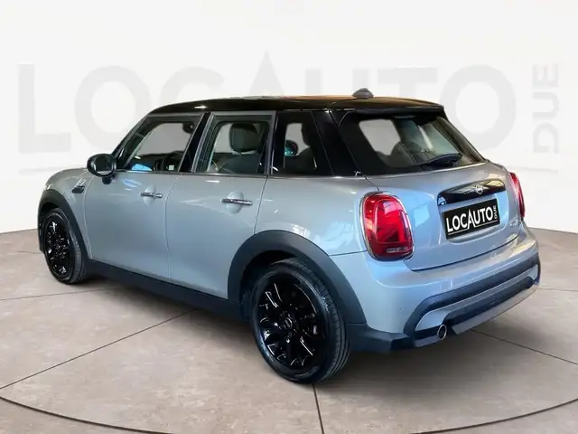 Mini Cooper Cooper view 5