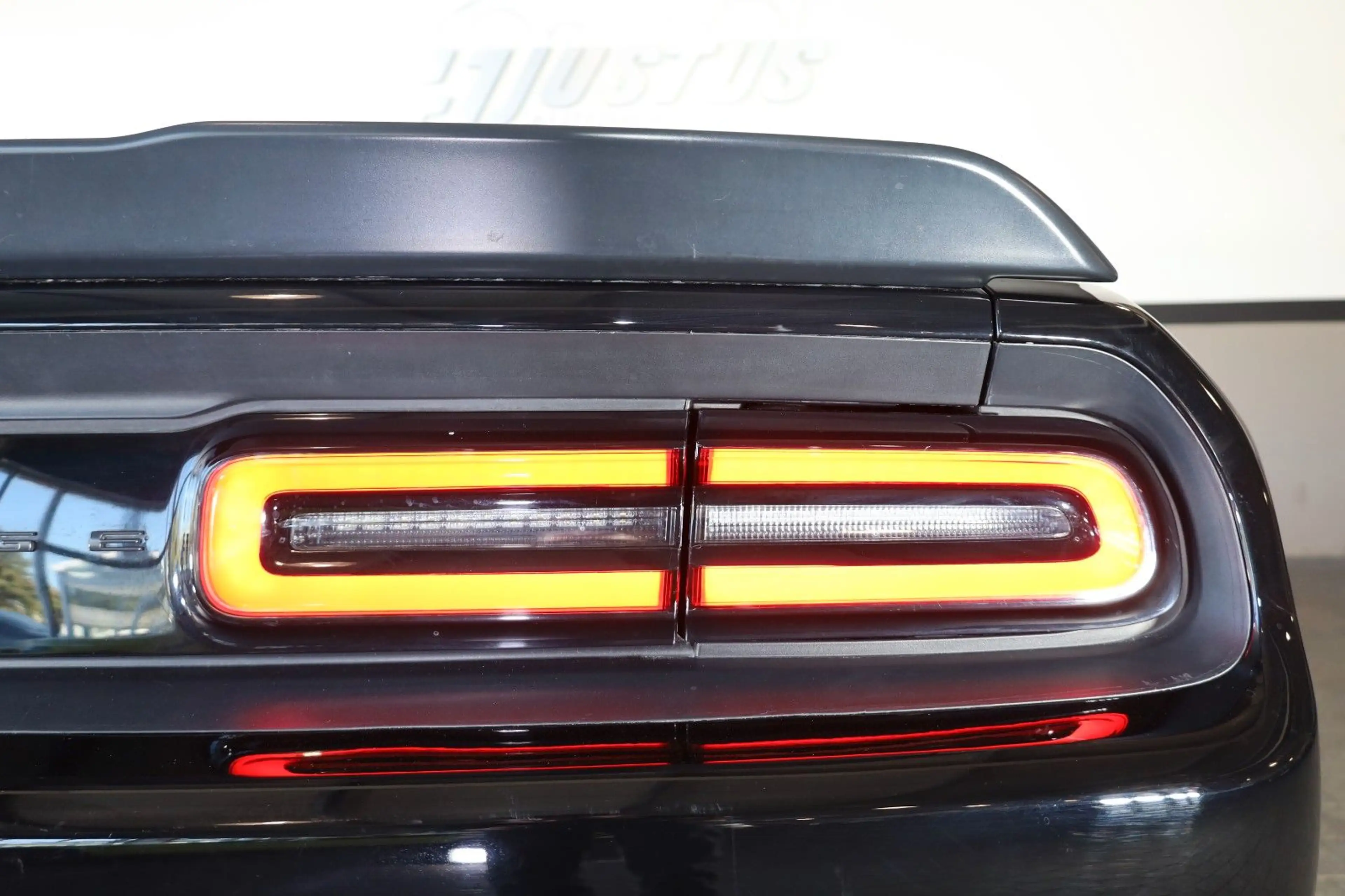 Dodge Challenger 5.7 R/T/SHZ/KAMERA/AMBIE/BTH/MFL/R20 — photo 7