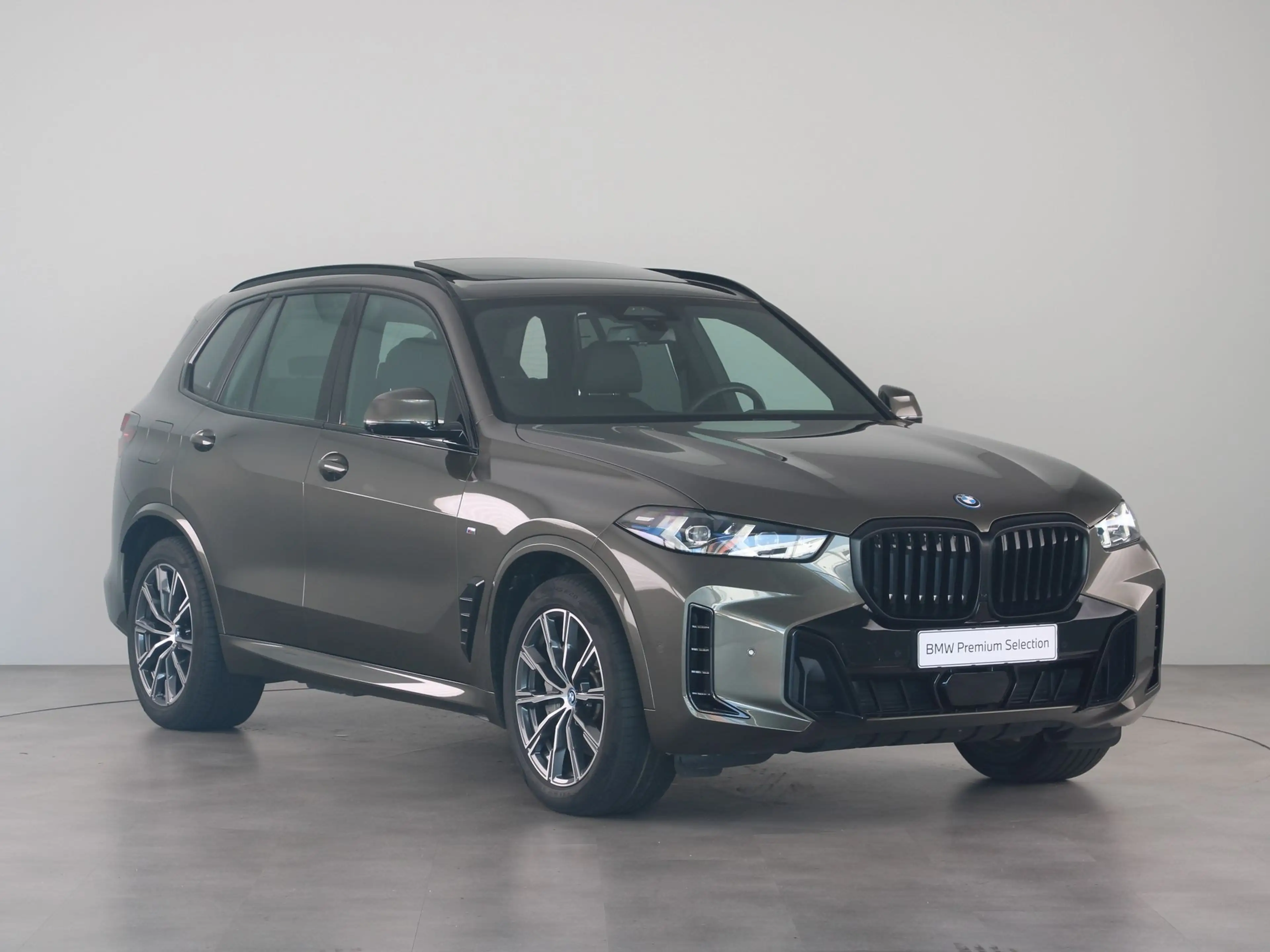 BMW X5 xDrive50e M Sport Trekhaak — photo 3