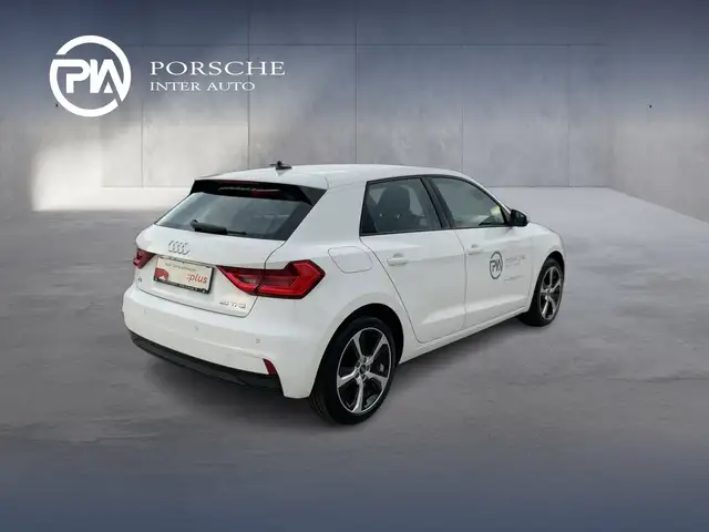 Audi A1 view 5