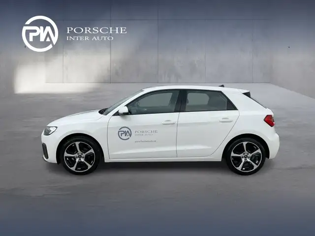 Audi A1 view 2