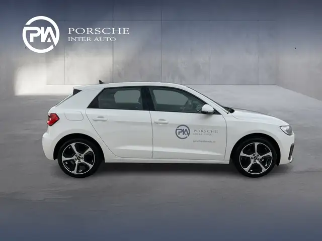 Audi A1 view 6