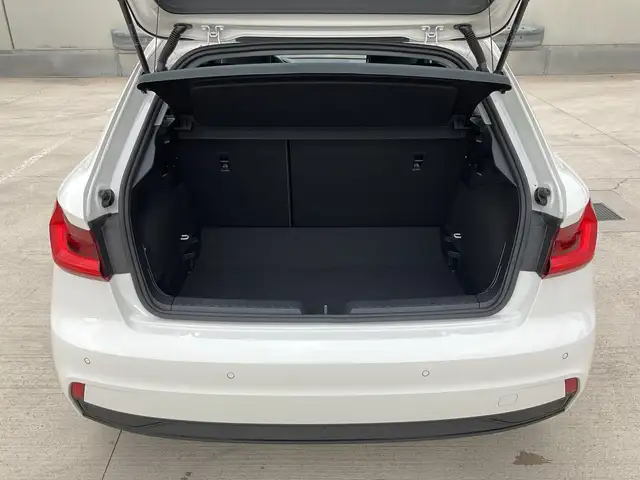 Audi A1 view 13