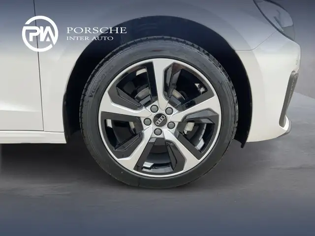 Audi A1 view 7