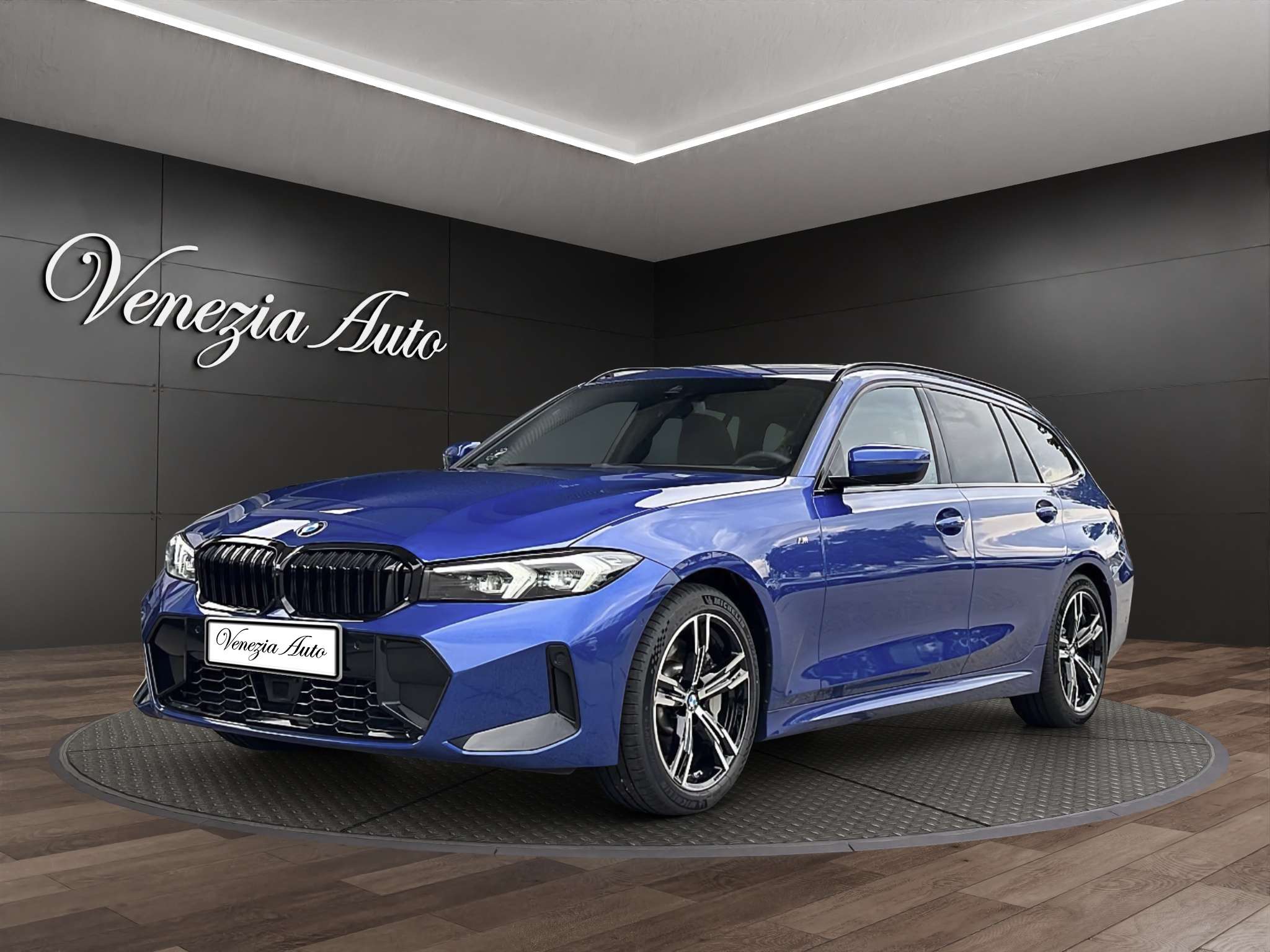 BMW 330