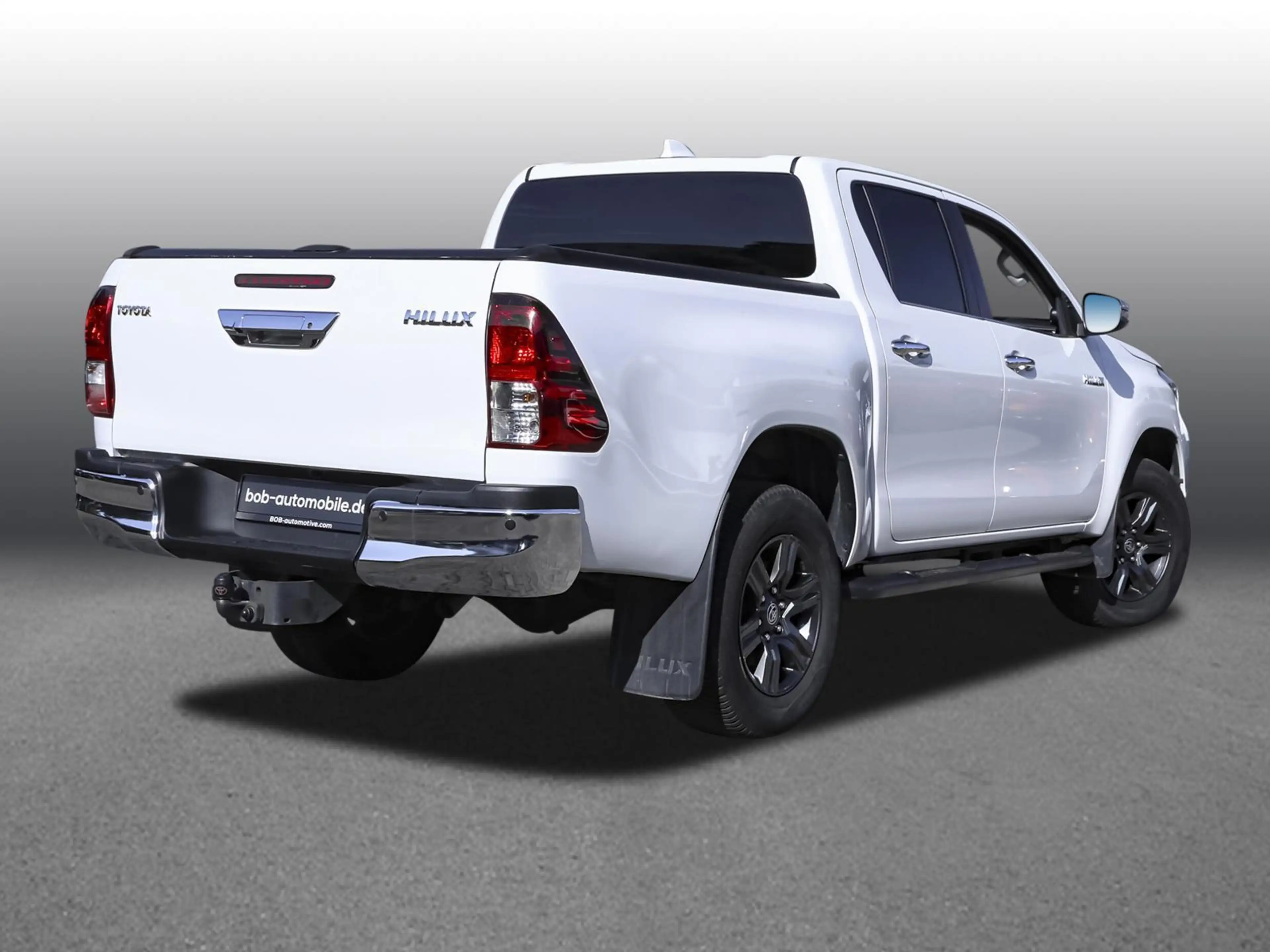 Toyota Hilux Double Cab Comfort 4x4 — photo 2