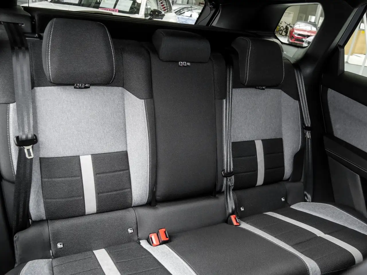 Opel Grandland Edition, Hybrid 107 kW (145 PS) 6-Gang 4