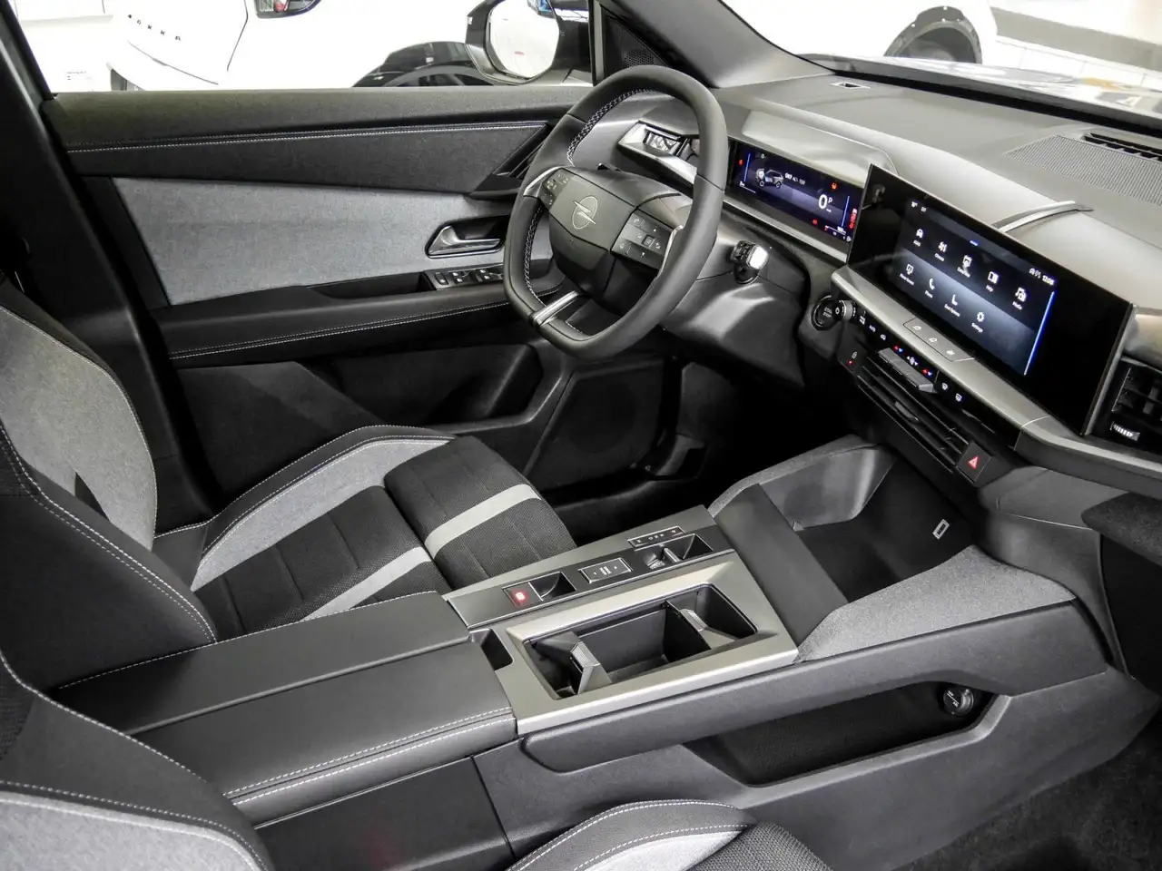 Opel Grandland Edition, Hybrid 107 kW (145 PS) 6-Gang 3