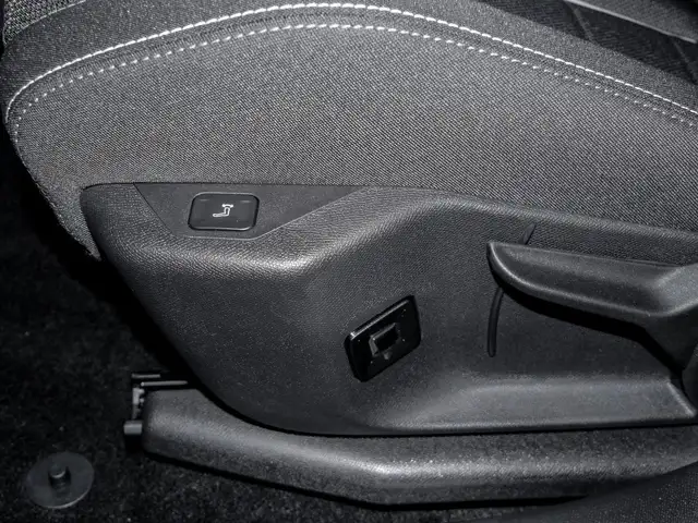 Opel Grandland view 13