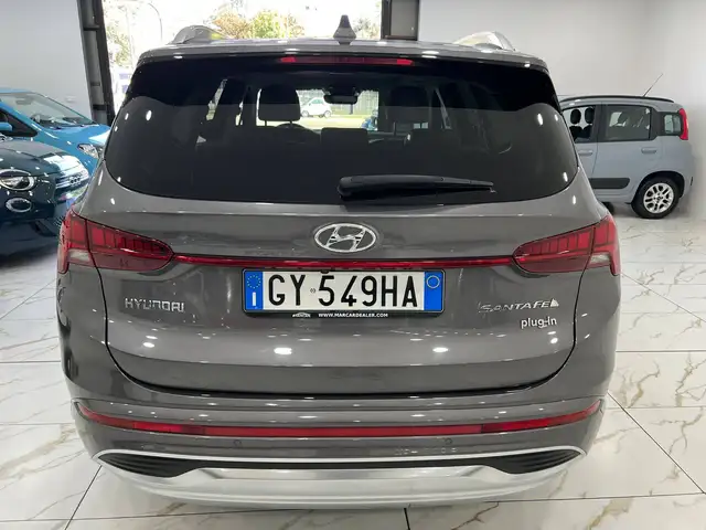 Hyundai Santa FE view 5