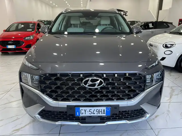 Hyundai Santa FE view 2