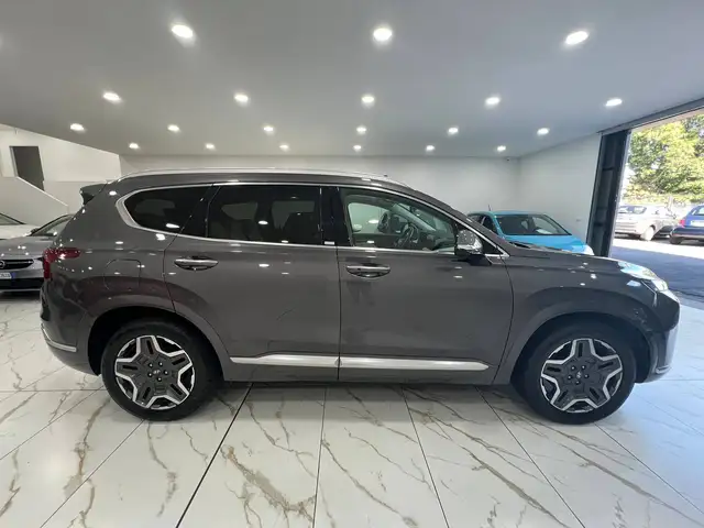 Hyundai Santa FE view 7