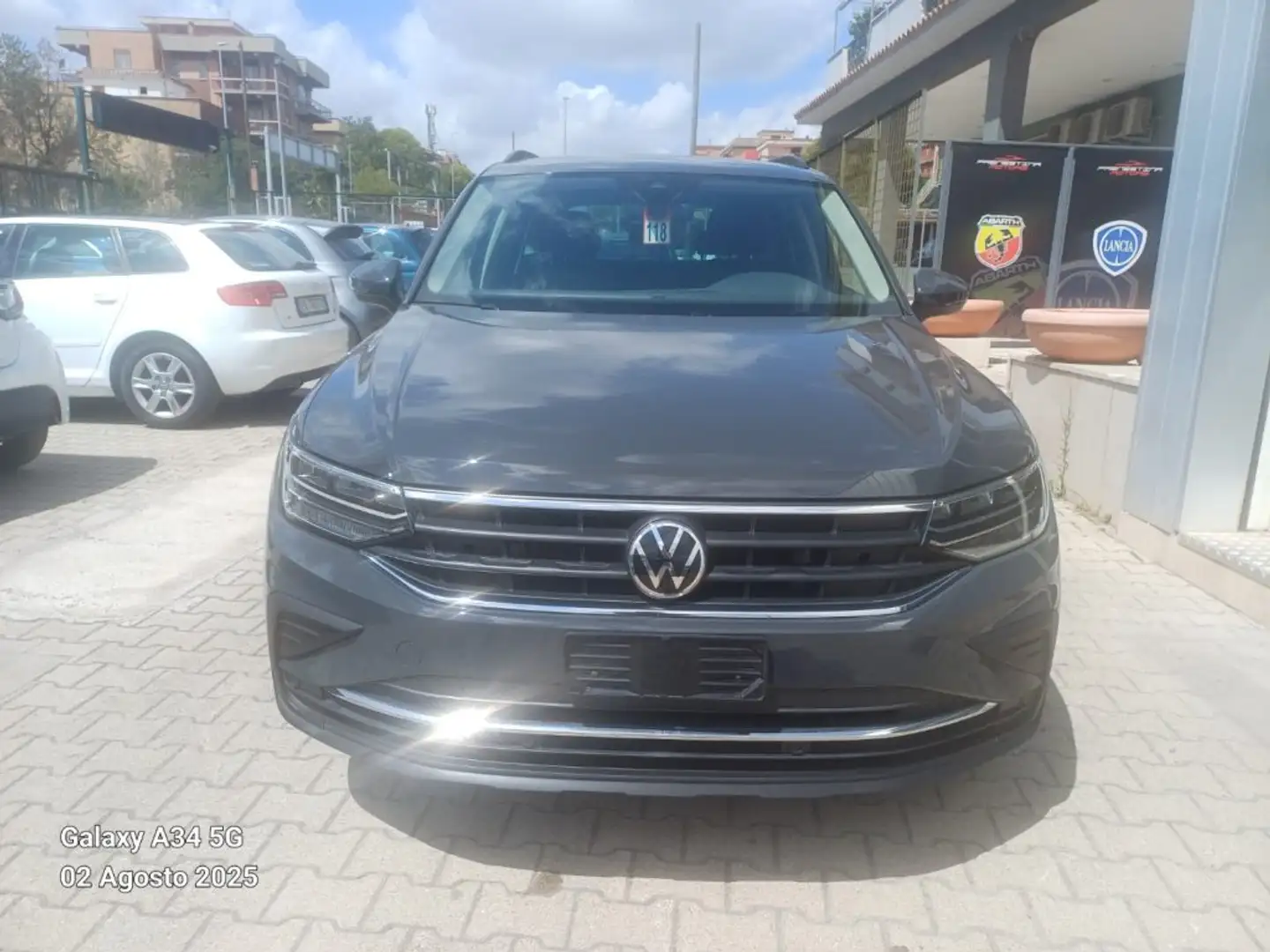 Volkswagen Tiguan 1.4 TSI eHYBRID DSG Life Gris - 2