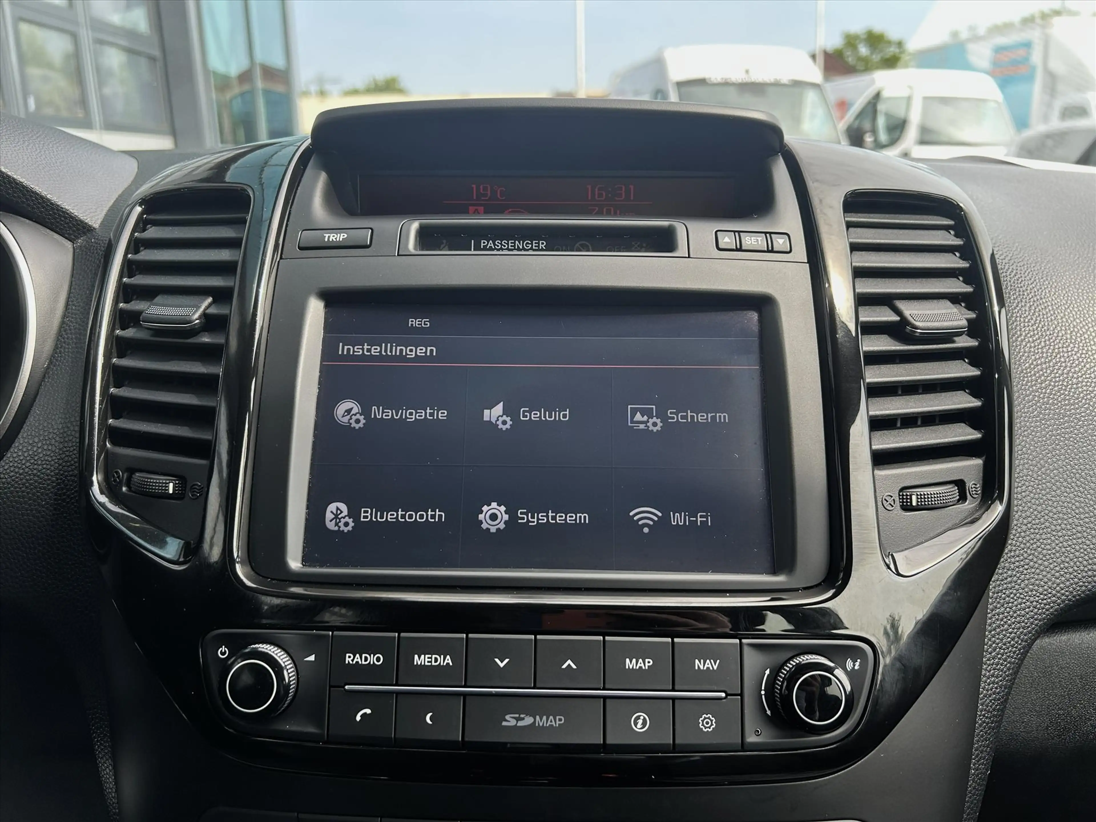 Kia Venga 1.4 CVVT DynamicLine, Camera, Trekhaak, Cruise — photo 21