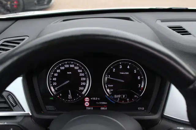 BMW X1 view 18