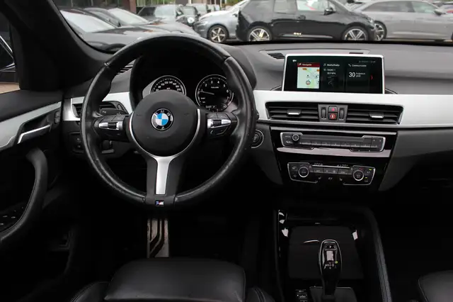 BMW X1 view 9