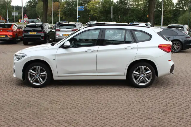 BMW X1 view 7