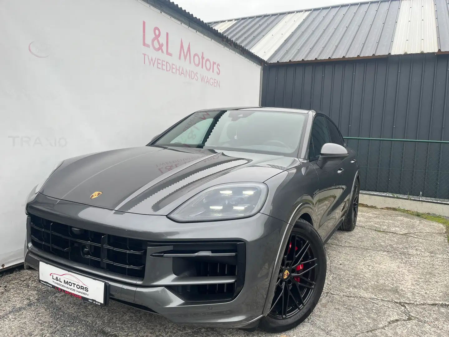 Porsche Cayenne Coupé E-Hybrid 3.0 Turbo V6 S (382 kW) Grau - 1