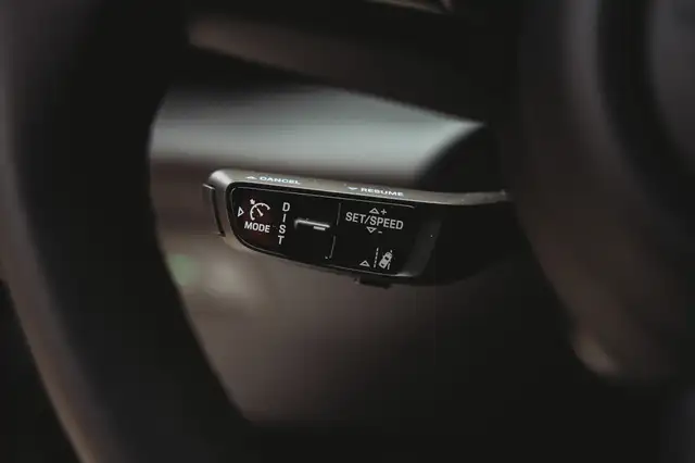 Porsche Macan view 13