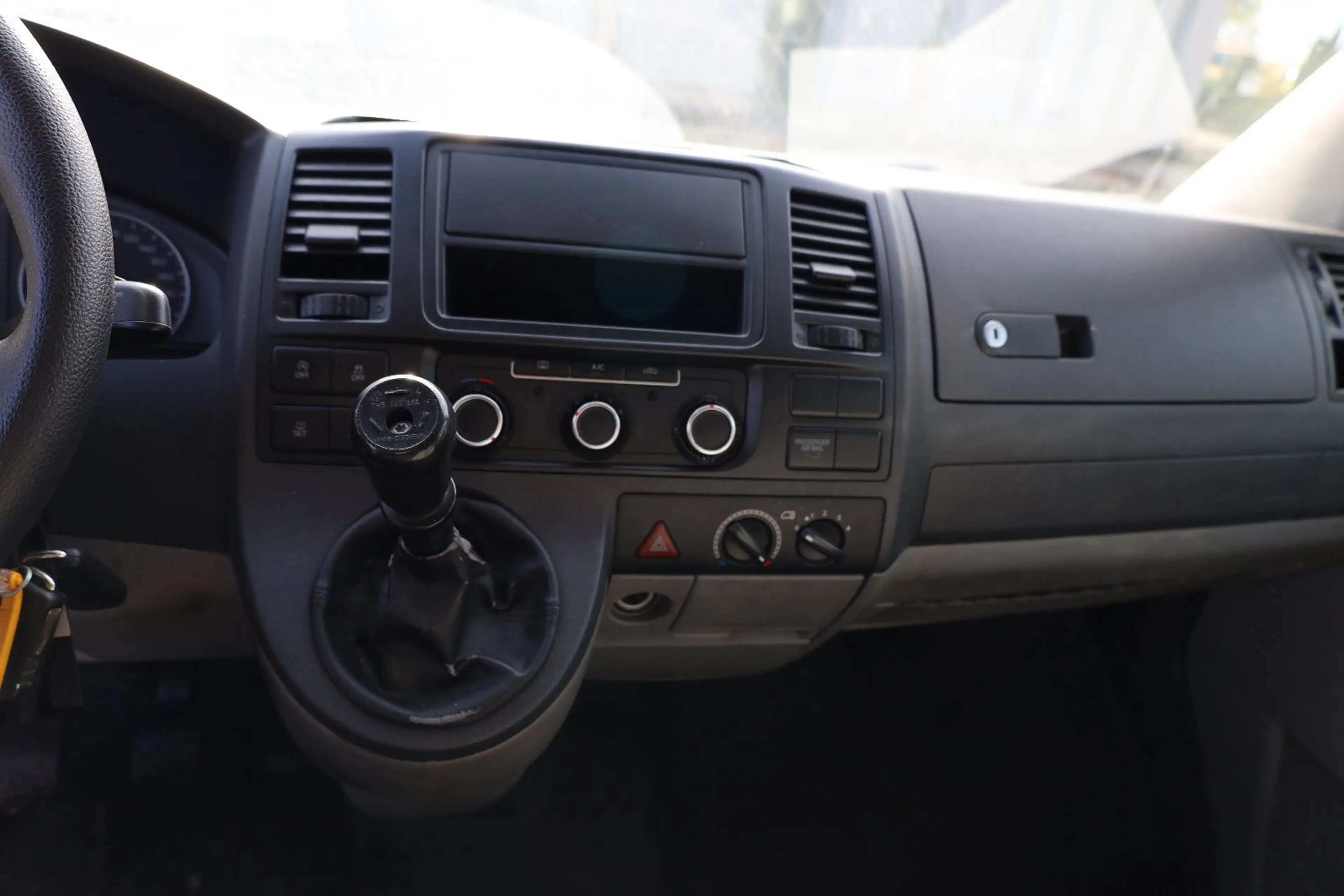 Volkswagen T5 Transporter Kasten/Kombi Kombi — photo 8