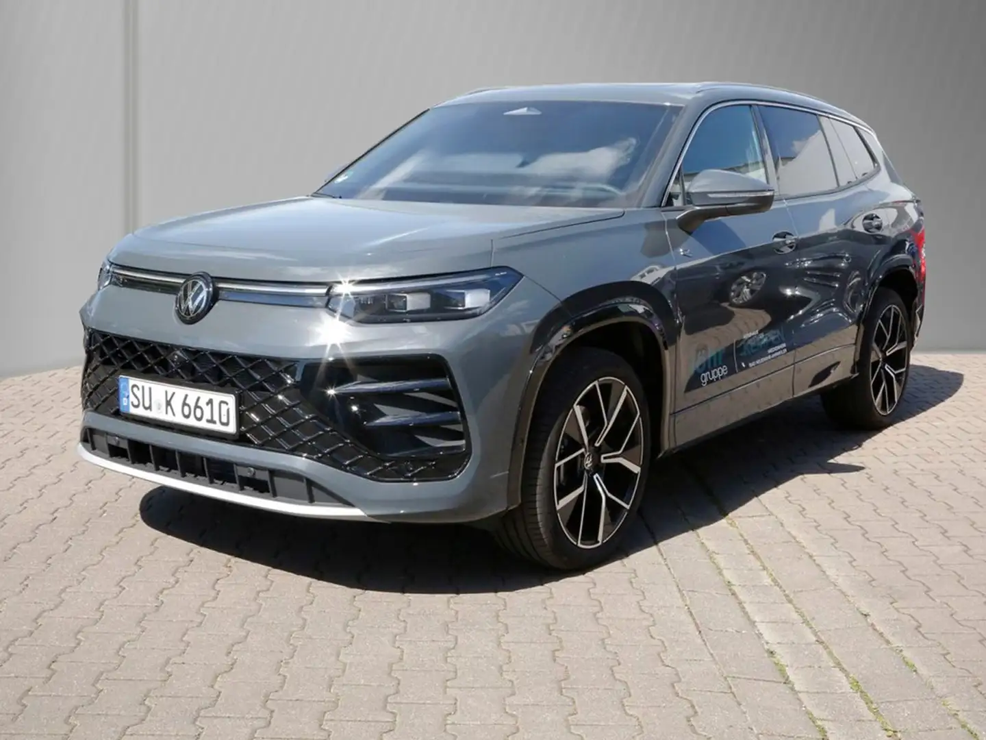 Volkswagen Tayron R-Line 2.0 TDI SCR 4MOTION 7-Gang-DSG Grau - 2