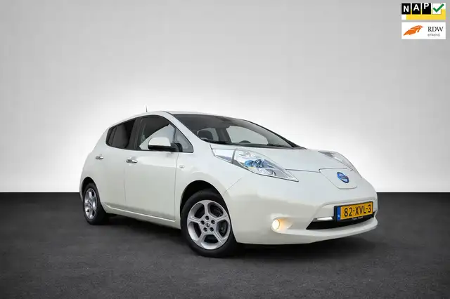 Nissan Leaf Base |Cruise|Navi|Camera