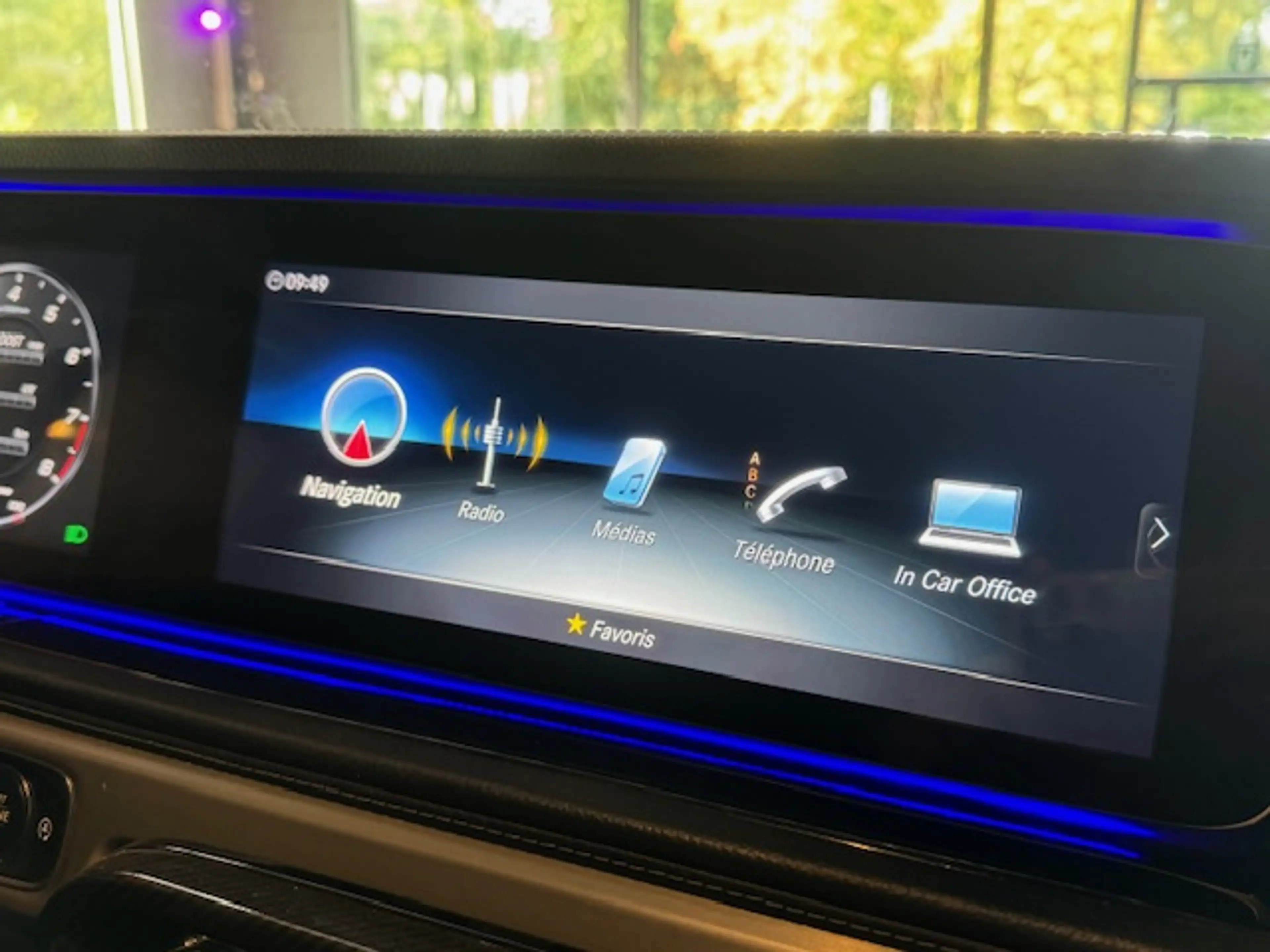 Mercedes-Benz G 63 AMG G 63 AMG - MEDIA/TEL - CARPLAY - LIM/REG - A/C — photo 15