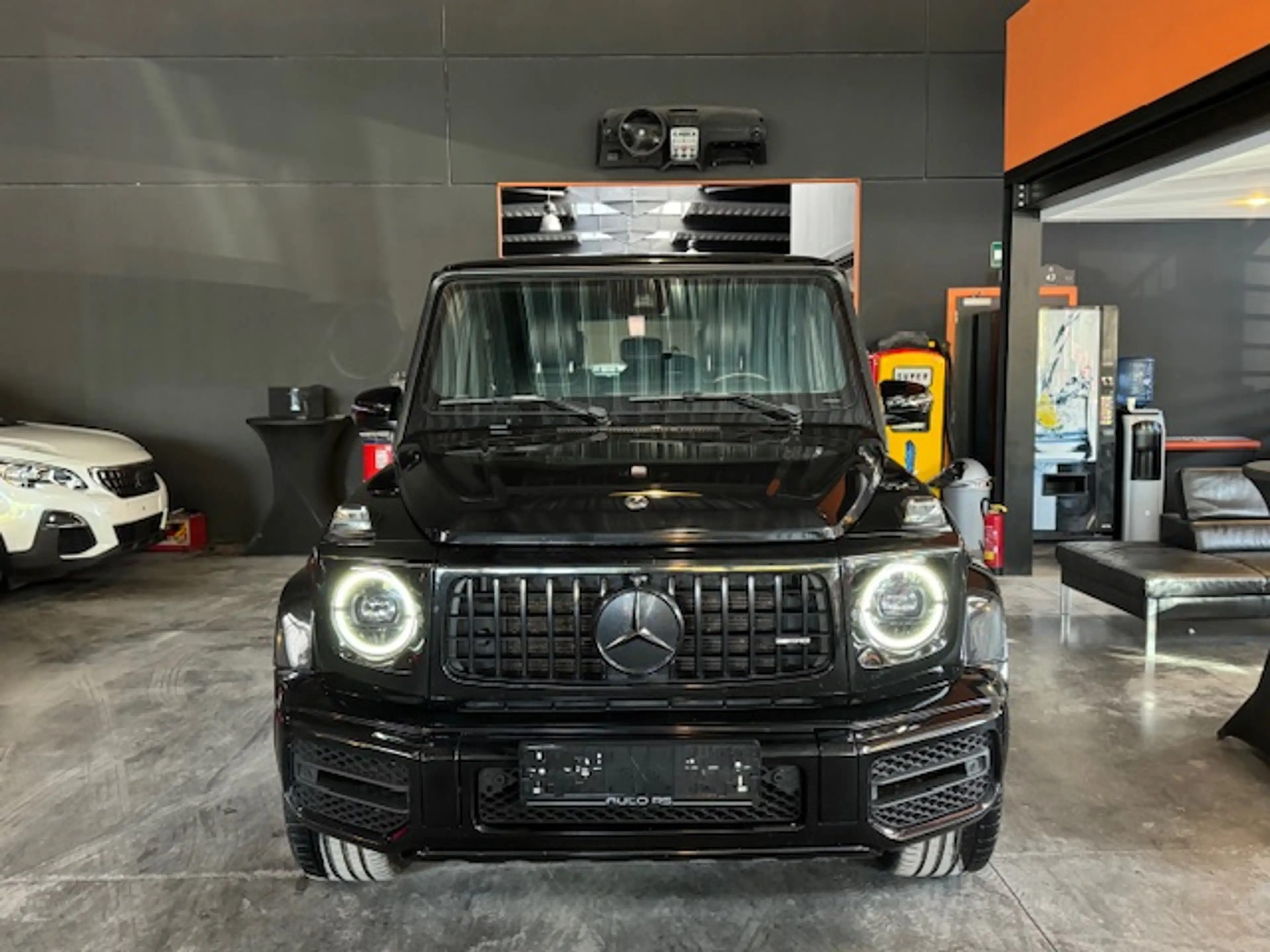 Mercedes-Benz G 63 AMG G 63 AMG - MEDIA/TEL - CARPLAY - LIM/REG - A/C — photo 2