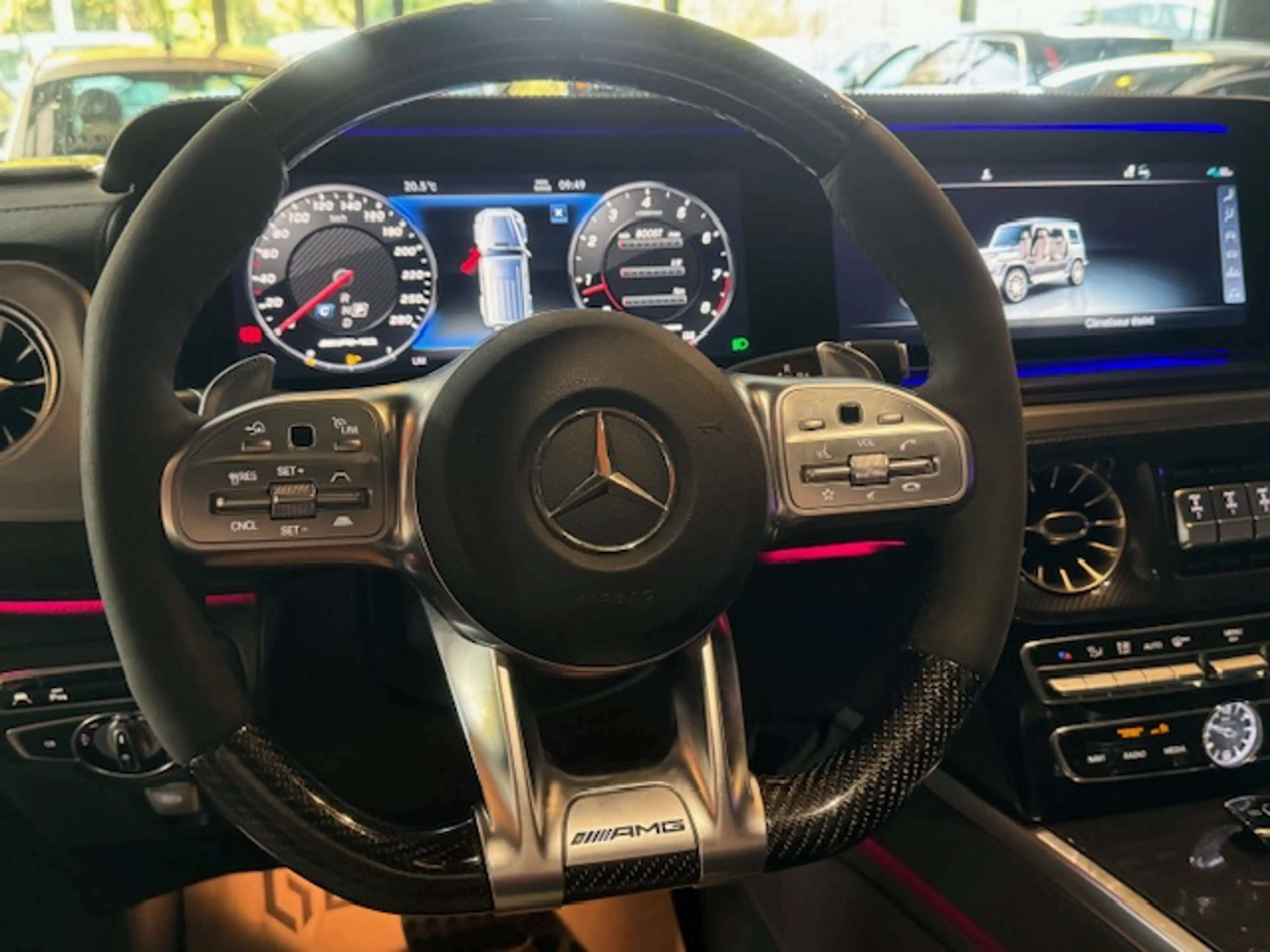 Mercedes-Benz G 63 AMG G 63 AMG - MEDIA/TEL - CARPLAY - LIM/REG - A/C — photo 14