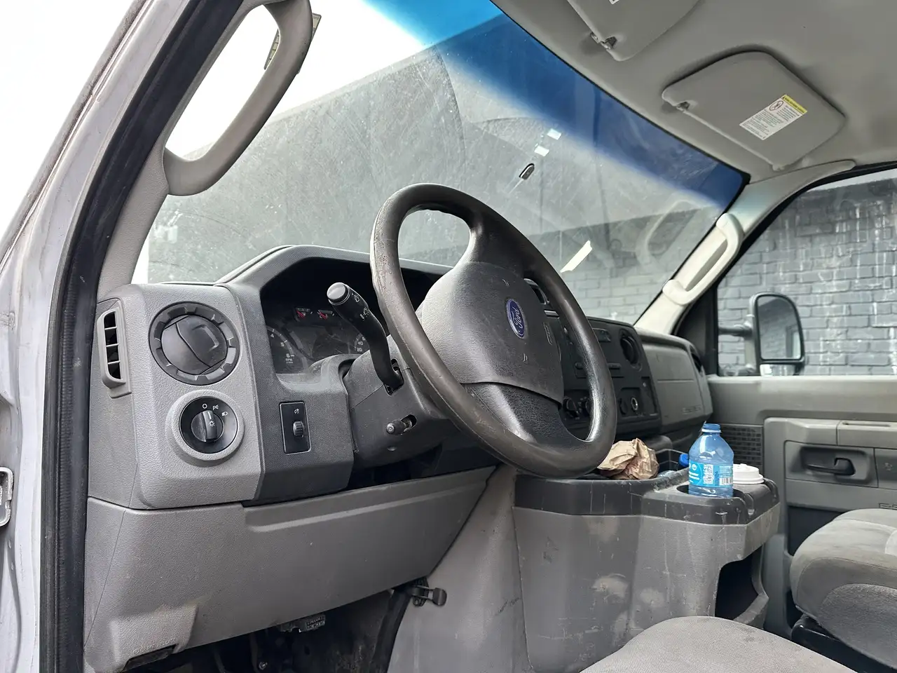 Ford Econoline снимка Ford Econoline