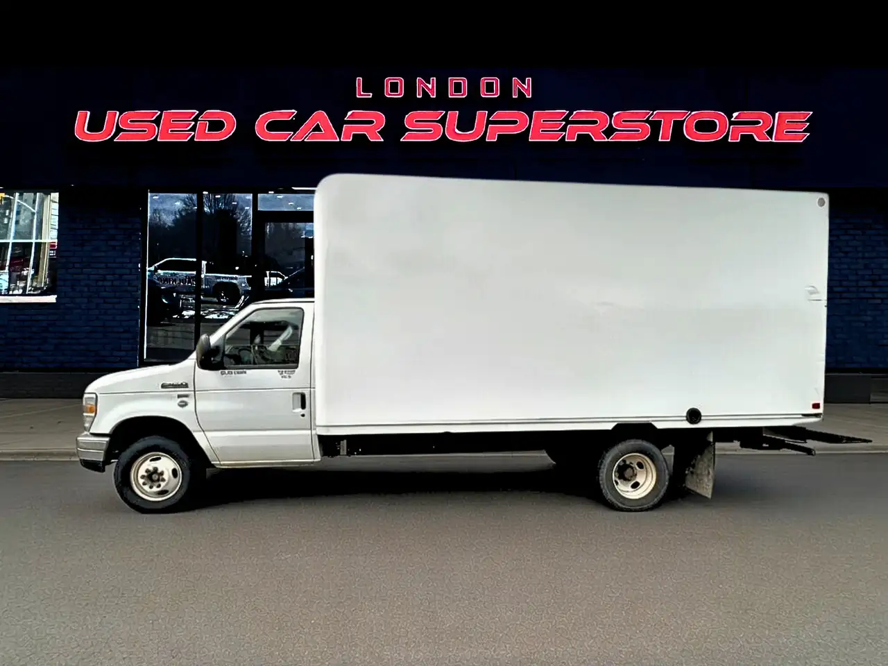 Ford Econoline снимка Ford Econoline