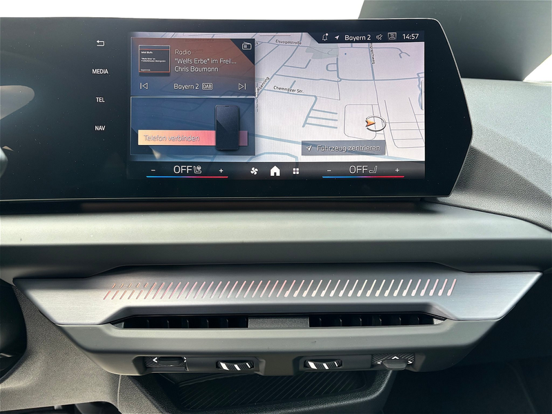 BMW 120 Hatch Head-Up HK HiFi DAB LED Pano.Dach Shz — photo 7